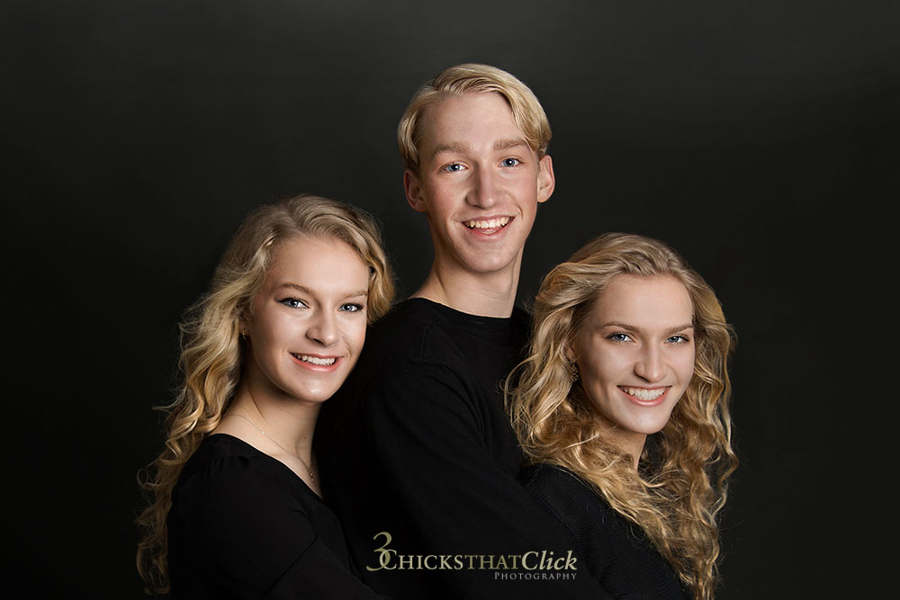 Rylee, Lacey and Cole