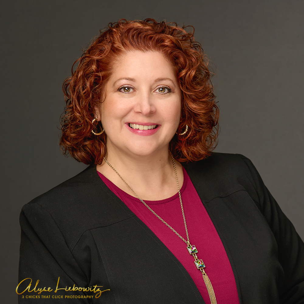 Realtor Keri Zoumas, photographed by 3 Chicks That Click Photography