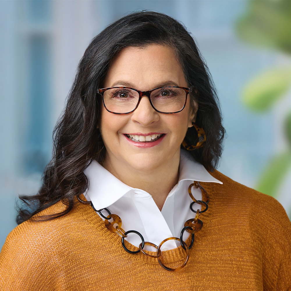 Jill DeVincens, Executive Assistant, photographed by 3 Chicks That Click Photography