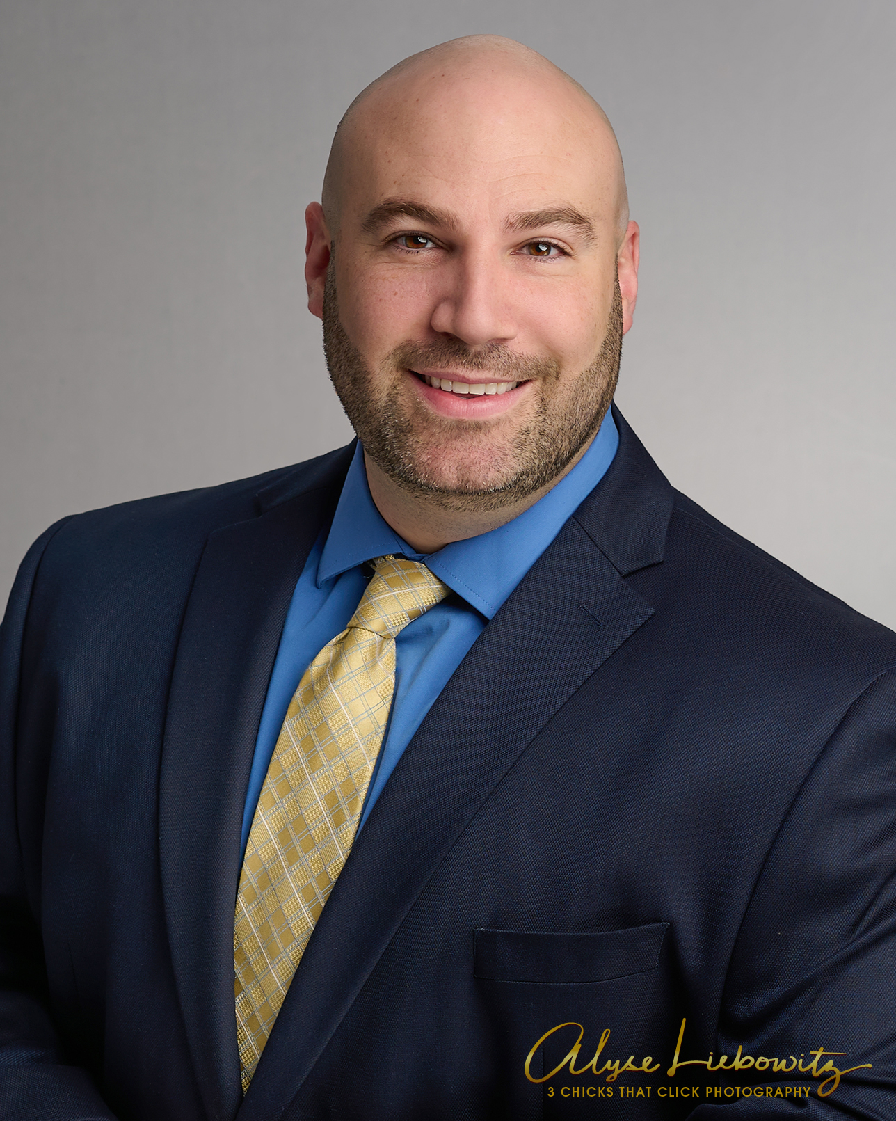 Dr. Elad Tennen, Orthocenter of NJ, orthopedic doctor, sports doctor, bodybuilder, photographed by 3 Chicks That Click Photography