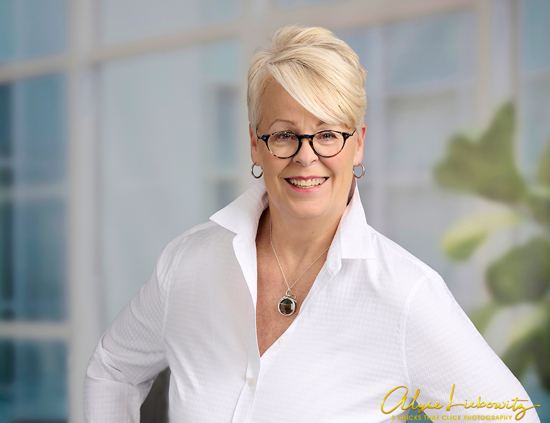 Jacqui Marrucci, Vital Forces Holistic Therapy, photographed by 3 Chicks That Click Photography